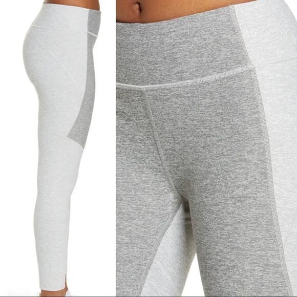 Outdoor Voices Gray Mid Rise Two Tone 3/4 Active Warm Up Leggings Women Sz XL - Picture 2 of 6